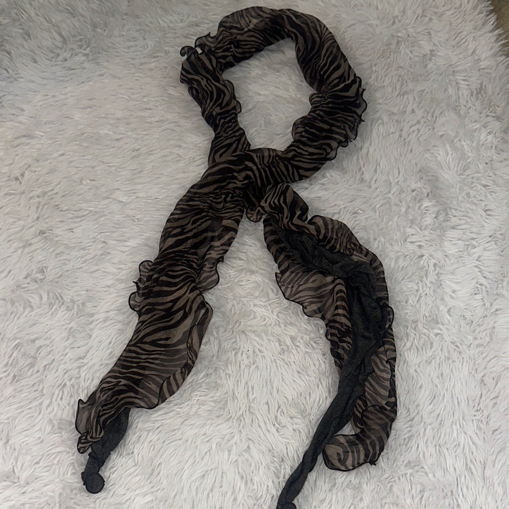 Oviesse Venezia Zebra Print Ruffle Scarf Brown Ruched Lettuce Edge One Size